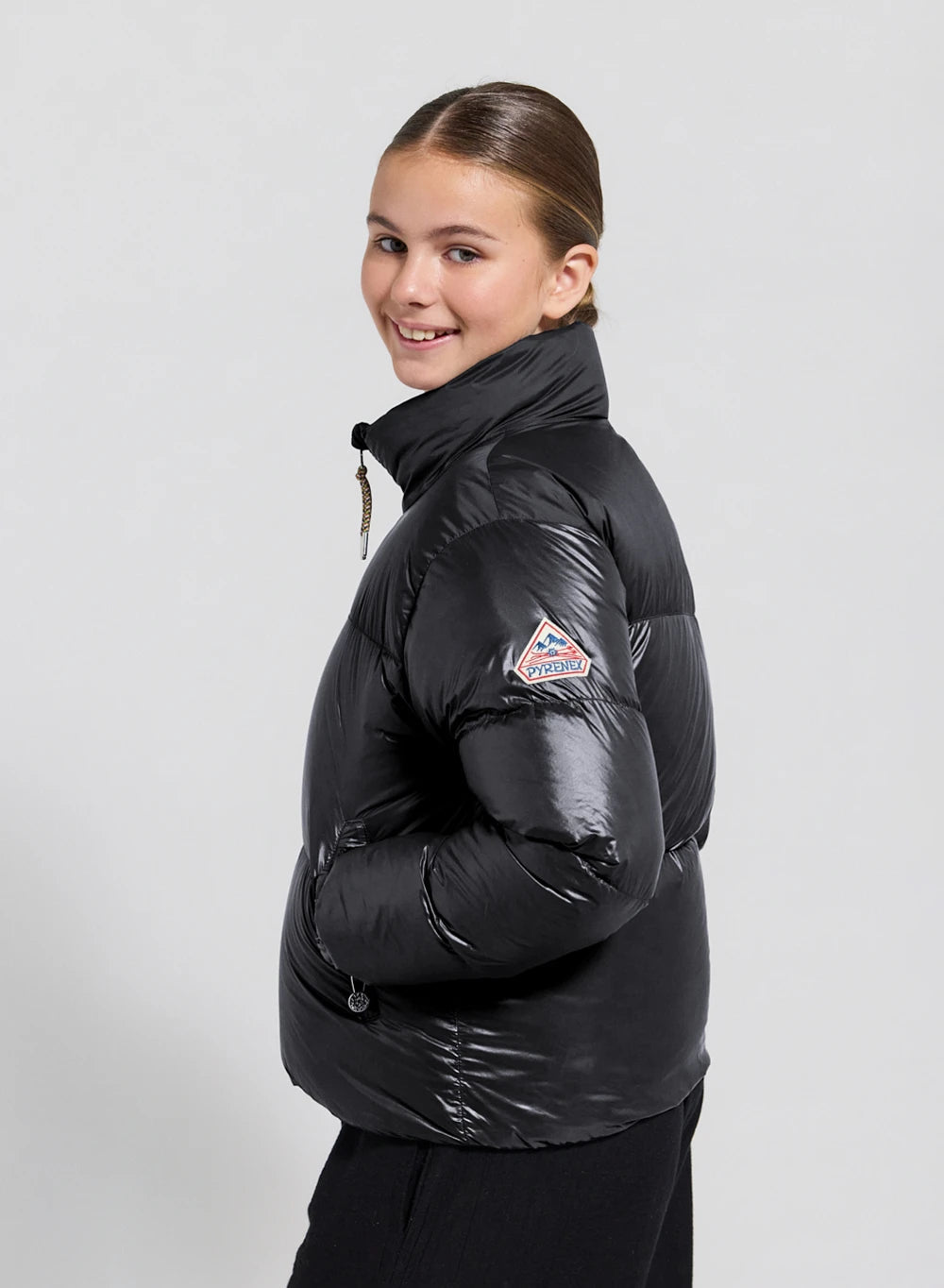 Shiny down jacket for girls Pyrenex Goldin black