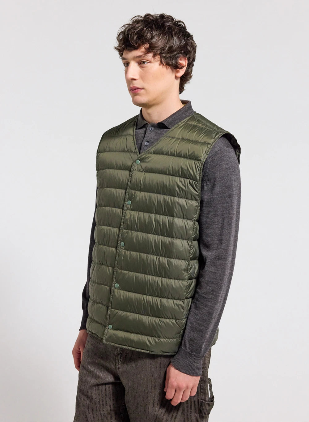 Men's sleeveless Pyrenex Elgor down jacket in dark khaki