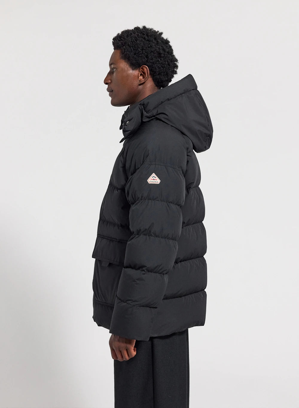 Men's winter down jacket in natural down Pyrenex Voyager black