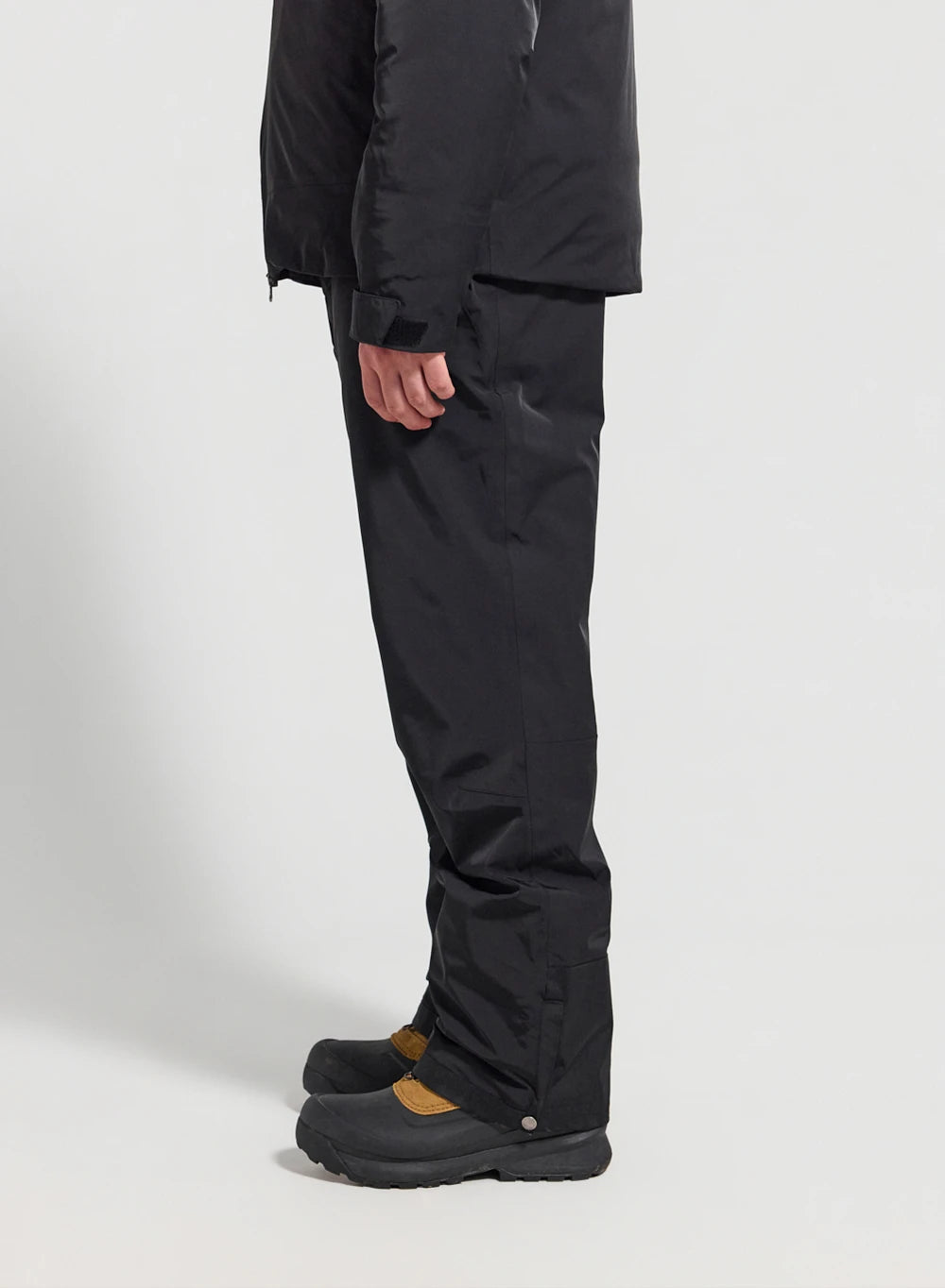 Pyrenex Okil men's black ski trousers