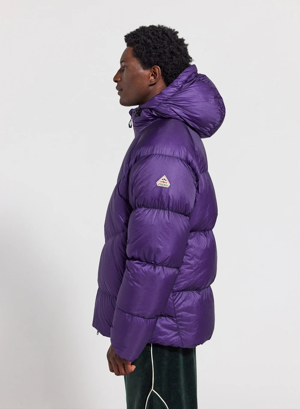Warm and lightweight men's down jacket Pyrenex Helium violet