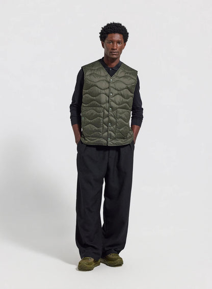 Pyrenex Handy Vest ultra-lightweight sleeveless men's down jacket in khaki green