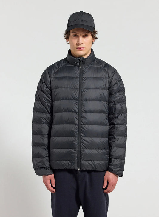 Ultra-lightweight down gilet Pyrenex Guzet SC black