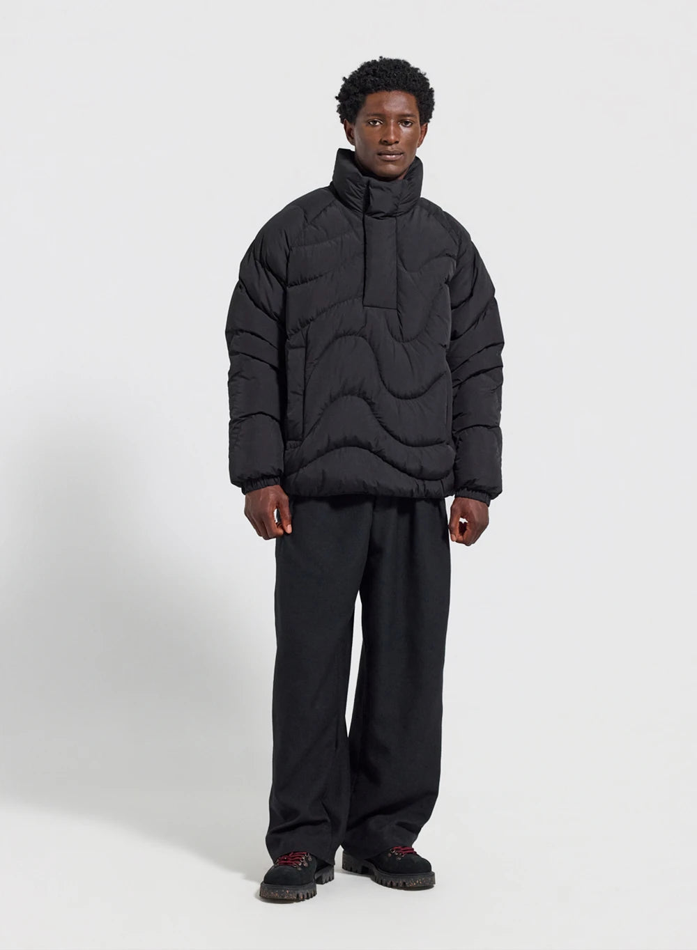Unisex Pyrenex Cairns black down jacket