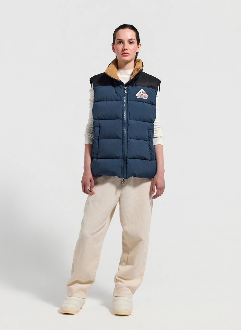 Pyrenex Retro John petrol blue sleeveless down jacket