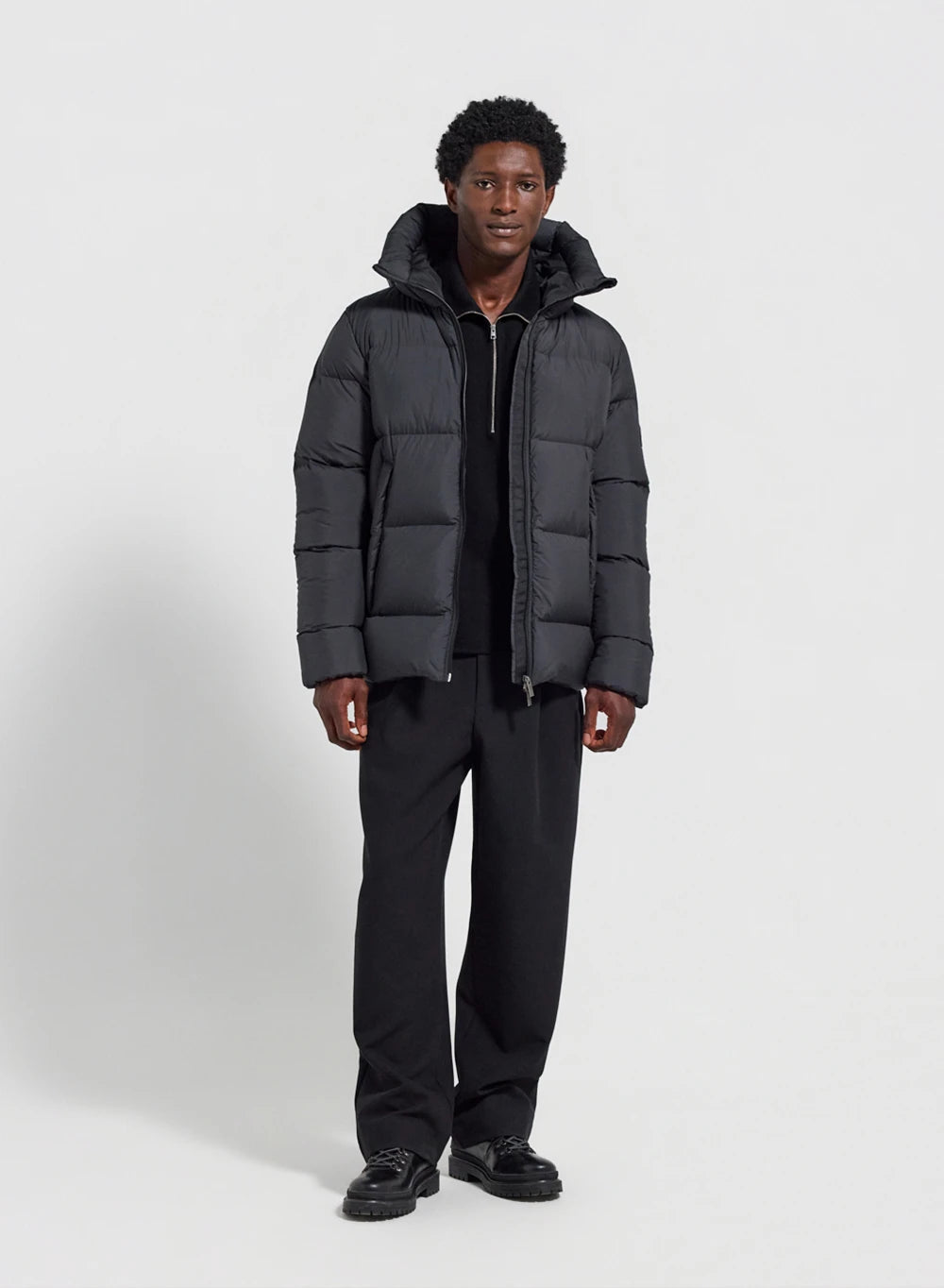 Pyrenex Barry Mat black made-in-France down jacket