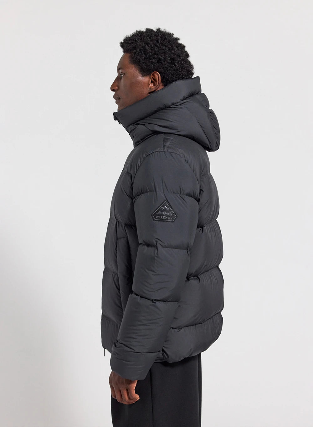 Pyrenex Barry Mat black made-in-France down jacket