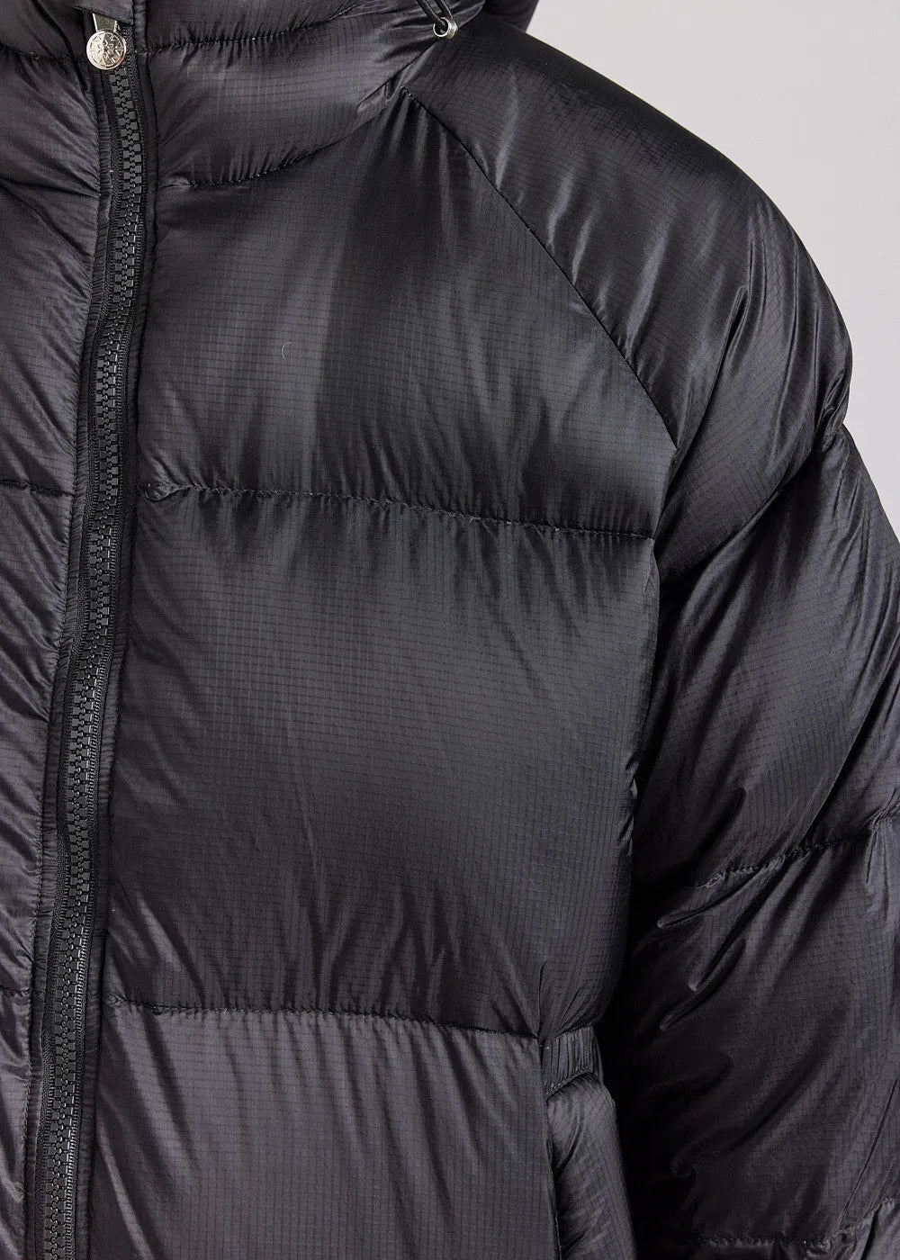 Pyrenex Sten unisex hooded ripstop down jacket in black