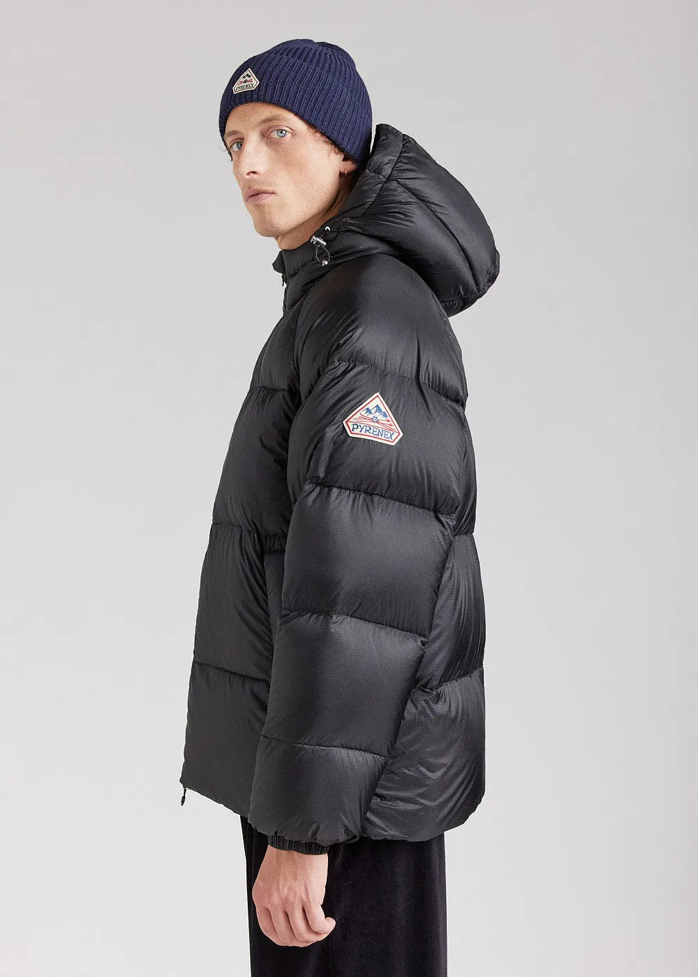 Pyrenex Sten unisex hooded ripstop down jacket in black