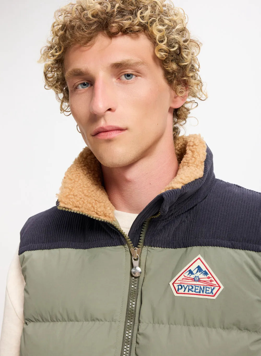 Pyrenex Retro John sleeveless down jacket in khaki