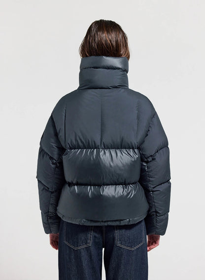 Pyrenex Cezy short women's down jacket made in Saint Sever in dark blue