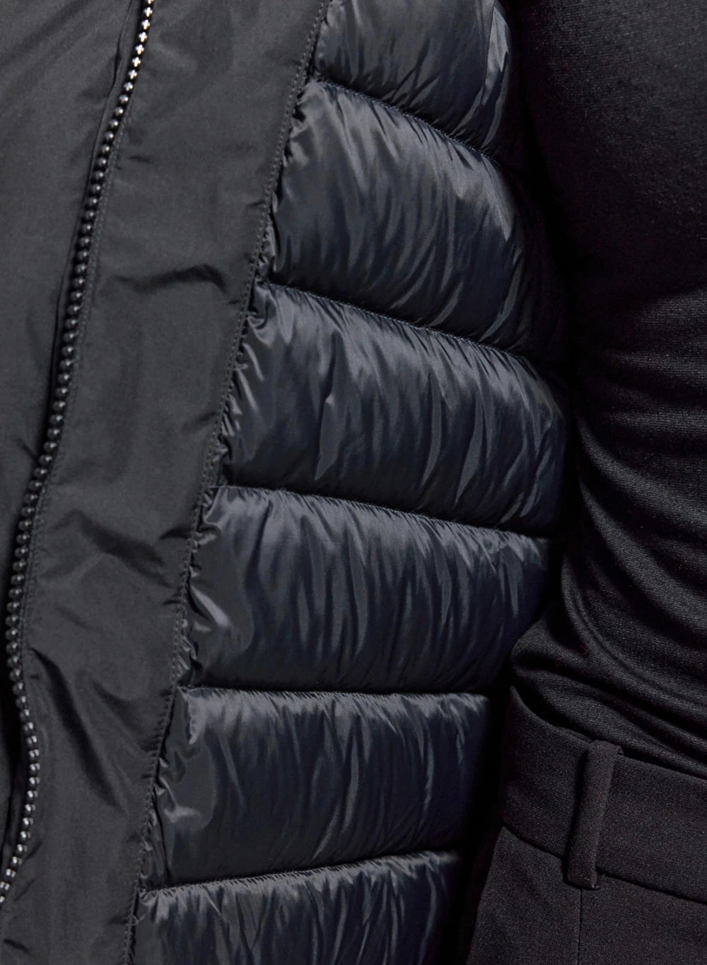 Women's waterproof parka Pyrenex Easy black in natural down