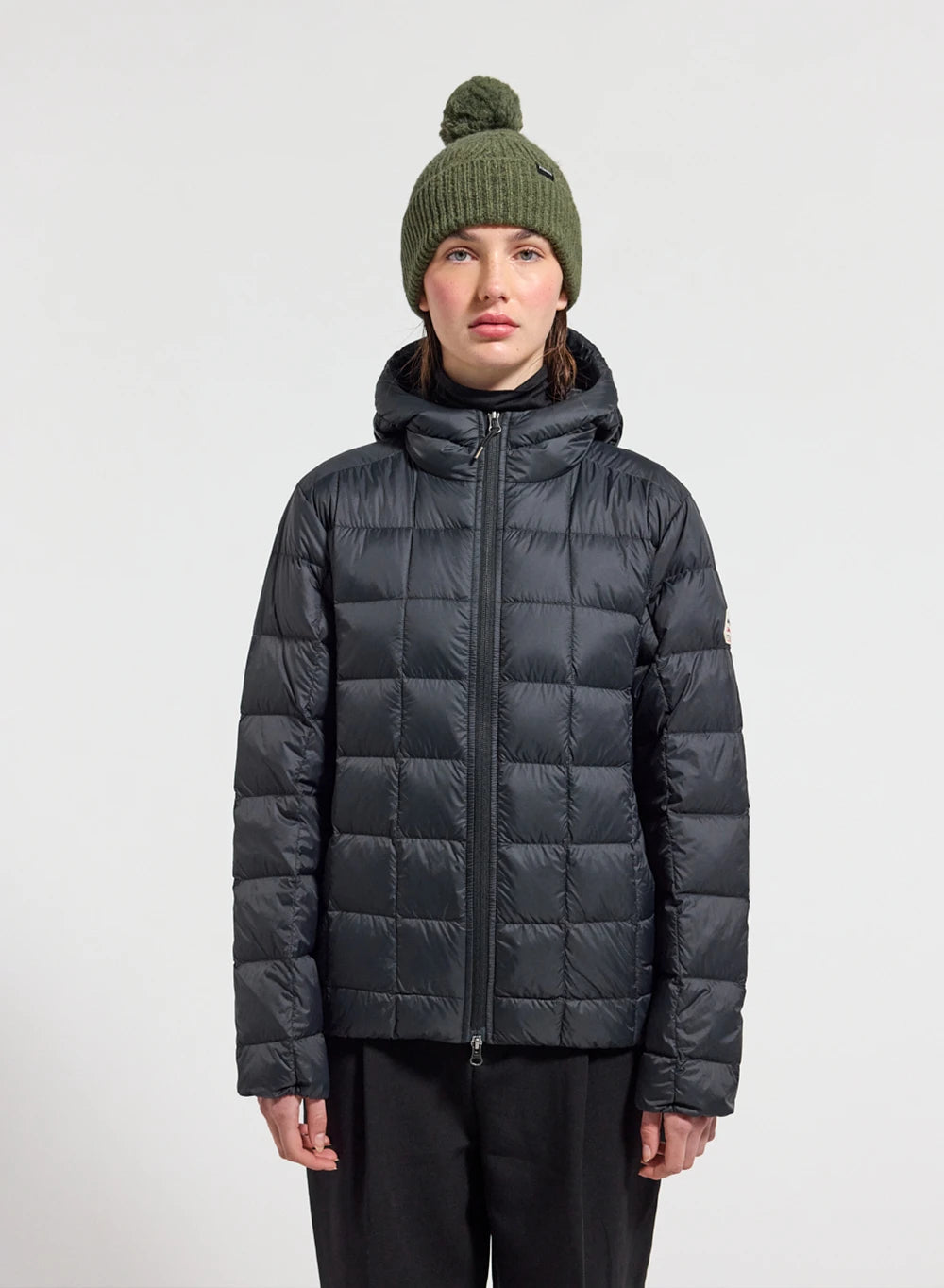Pyrenex Sunray ultra-lightweight hooded women's down jacket in black