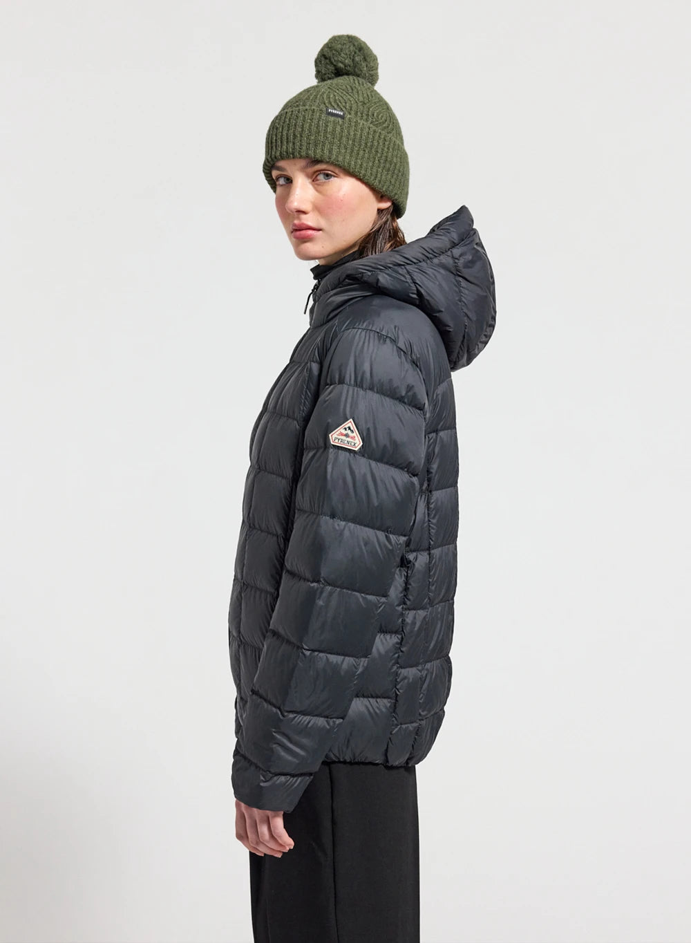 Pyrenex Sunray ultra-lightweight hooded women's down jacket in black