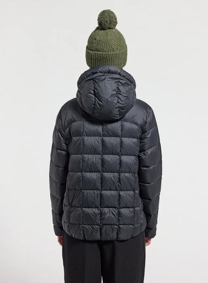 Pyrenex Sunray ultra-lightweight hooded women's down jacket in black