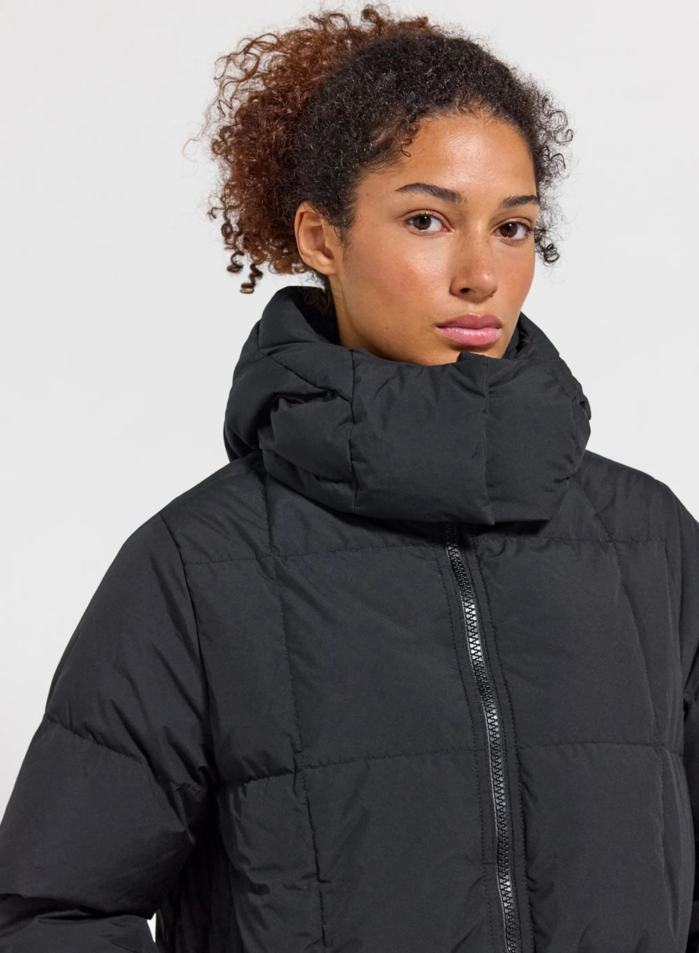 Long hooded winter women's down jacket Mystery black