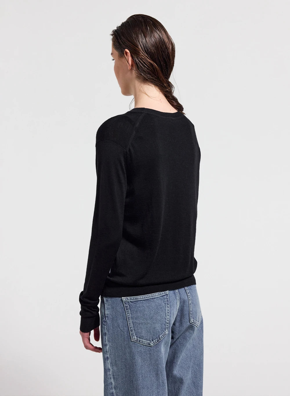 Fine crew-neck merino wool women's jumper Mysig black