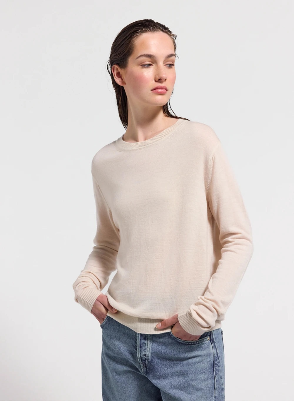 Fine crew-neck merino wool women's jumper Mysig cream