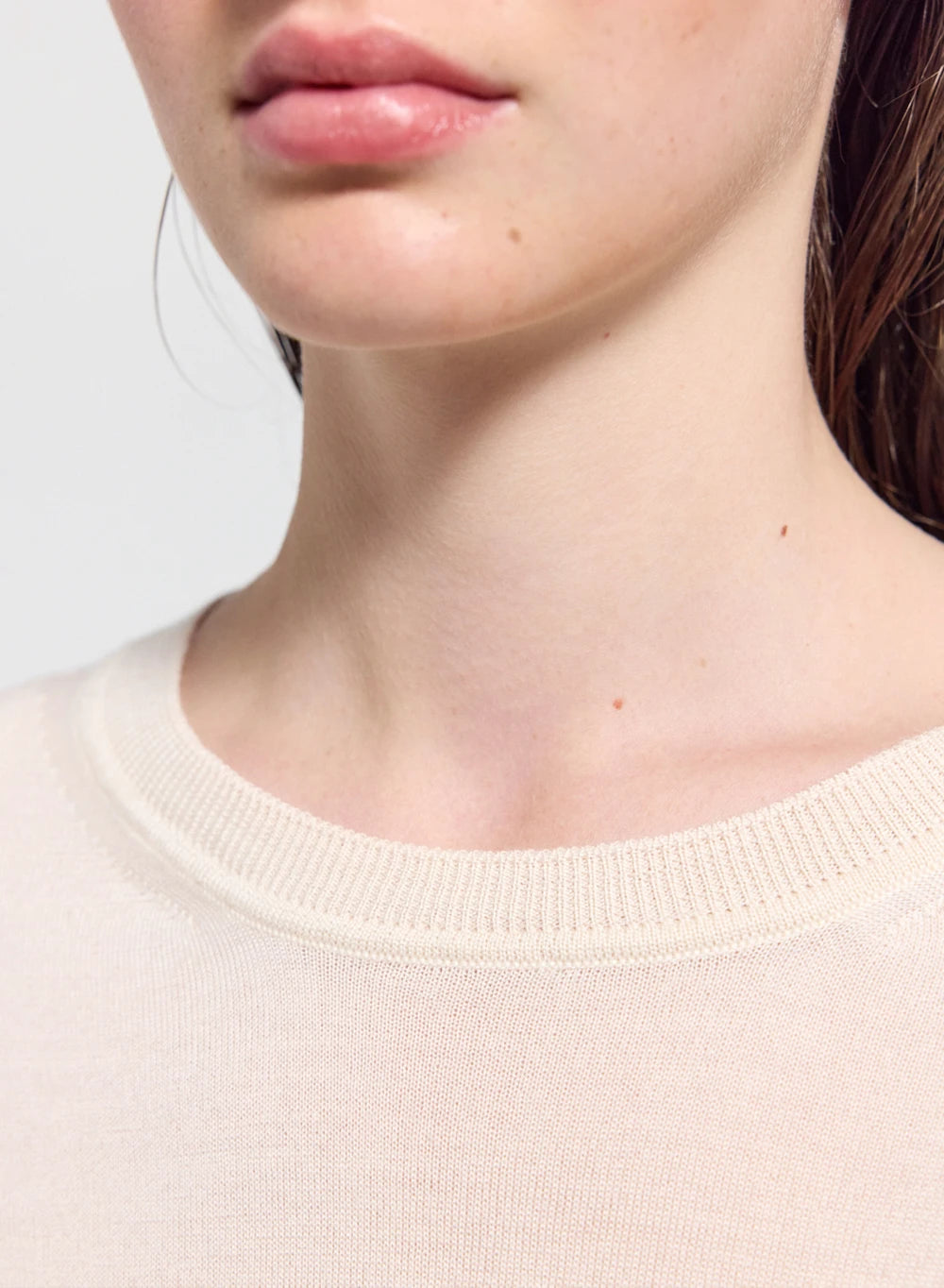 Fine crew-neck merino wool women's jumper Mysig cream