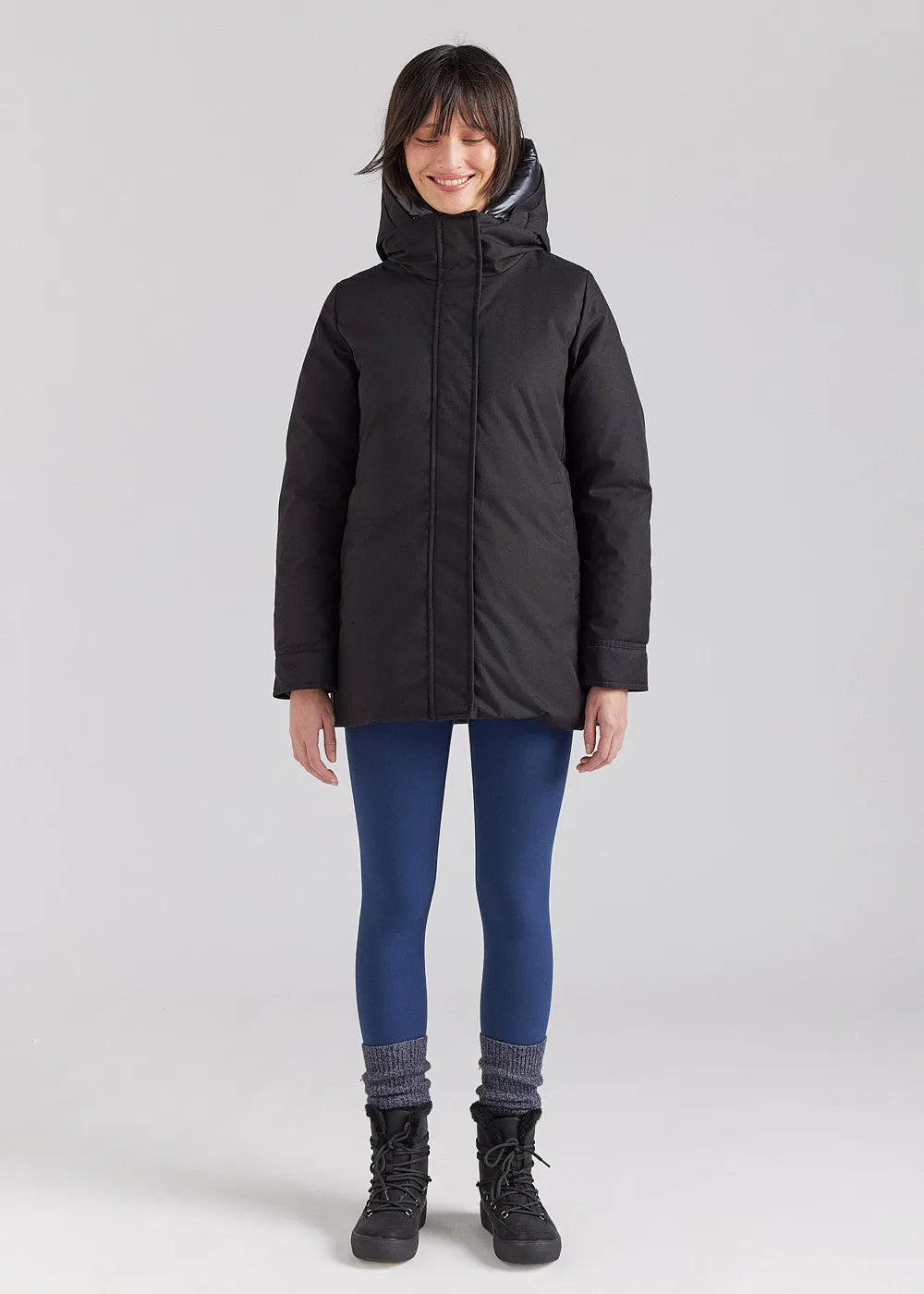 Pyrenex Charlotte women's warm parka in natural down, Black