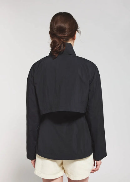 Pyrenex Climb short women's windbreaker in black