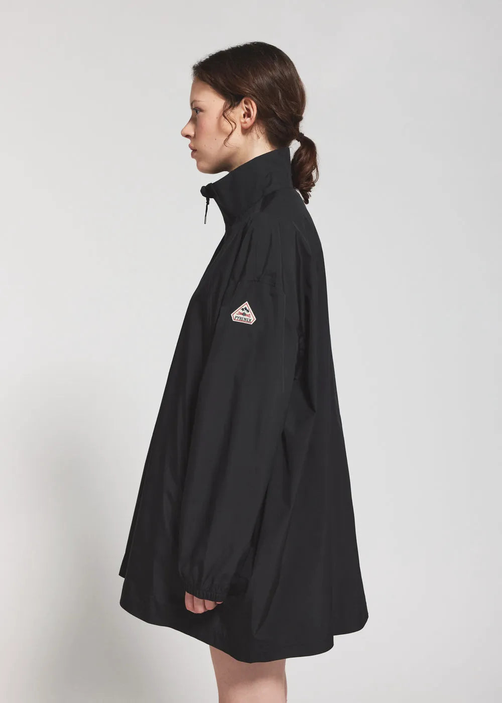 Pyrenex Magnesia women's waterproof jacket in black