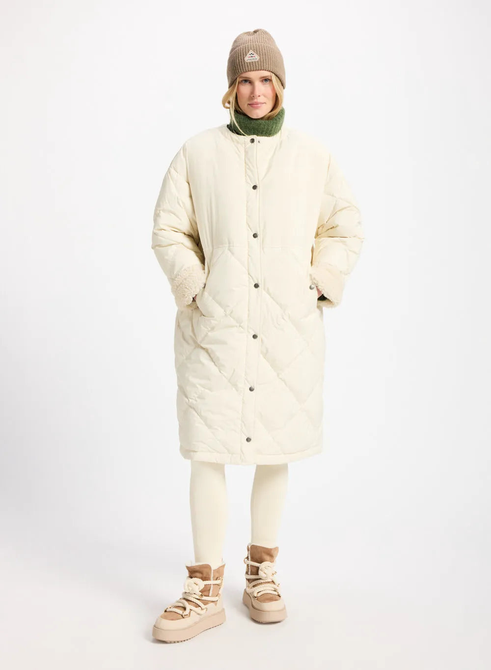 Long women's down jacket Pyrenex Blossom ivory