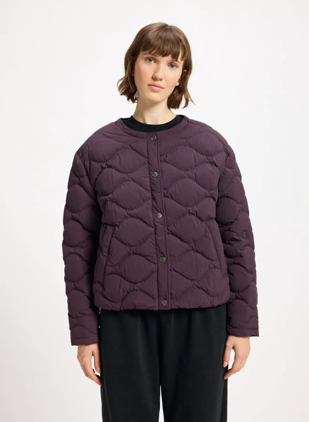 Nacre lightweight women's down jacket burgundy
