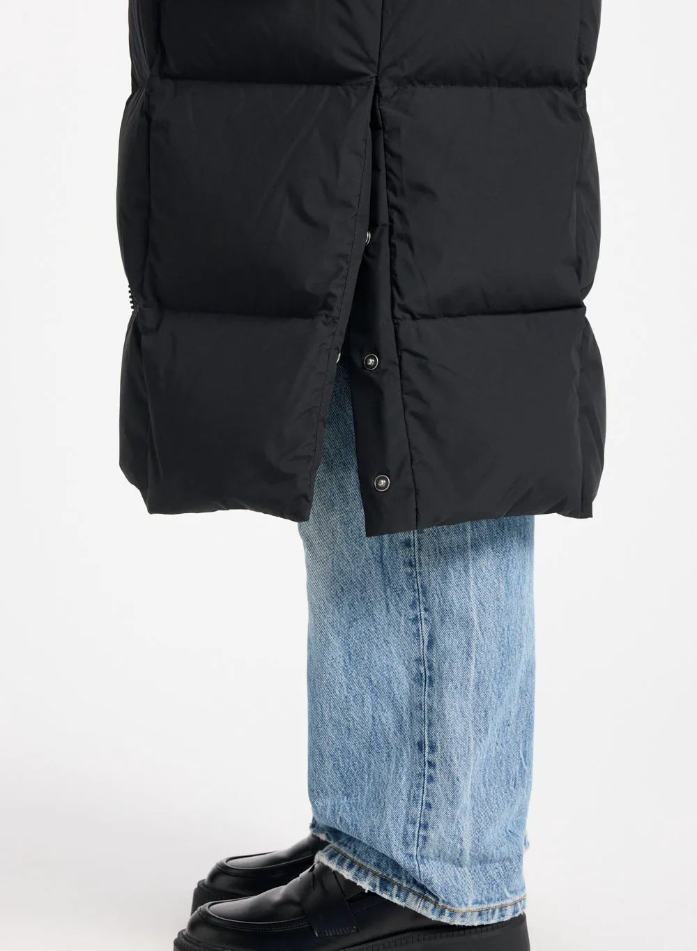 Long women's down jacket Pyrenex Attract black
