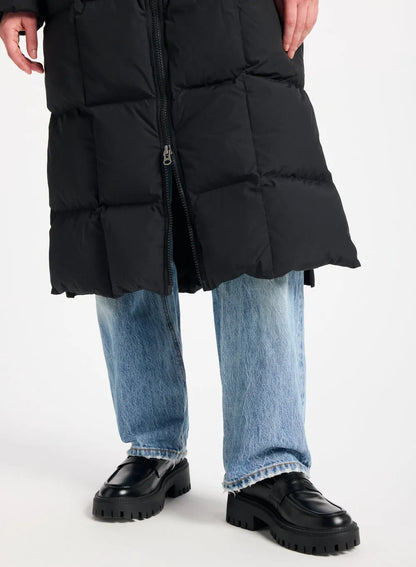 Long women's down jacket Pyrenex Attract black