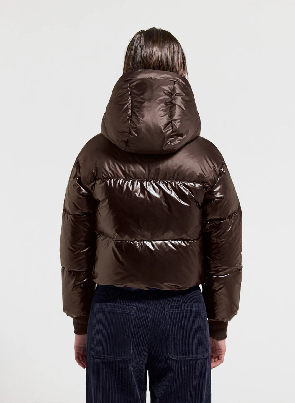 Short hooded women's down jacket Altic dark brown