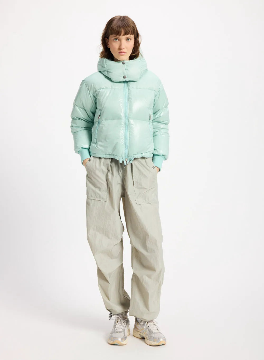 Pyrenex Altic short hooded women's down jacket water green