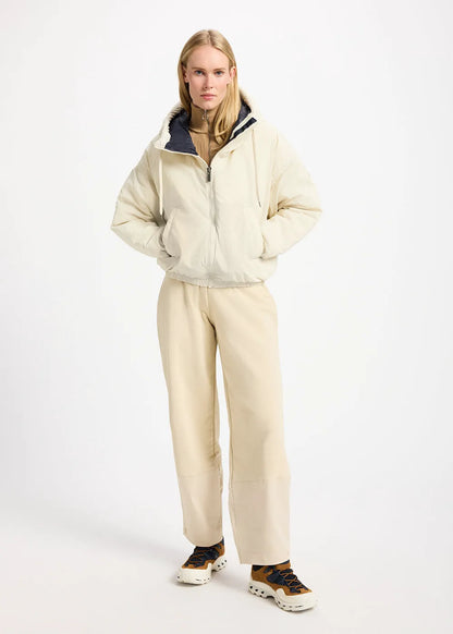 Pyrenex Attitude short down parka for women in ivory