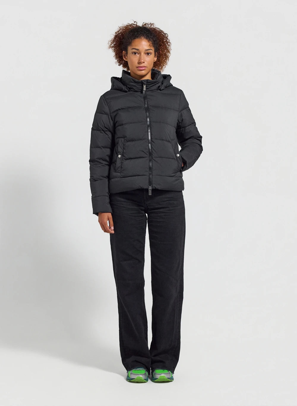 Women's Pyrenex Spoutnic down jacket with removable hood in black
