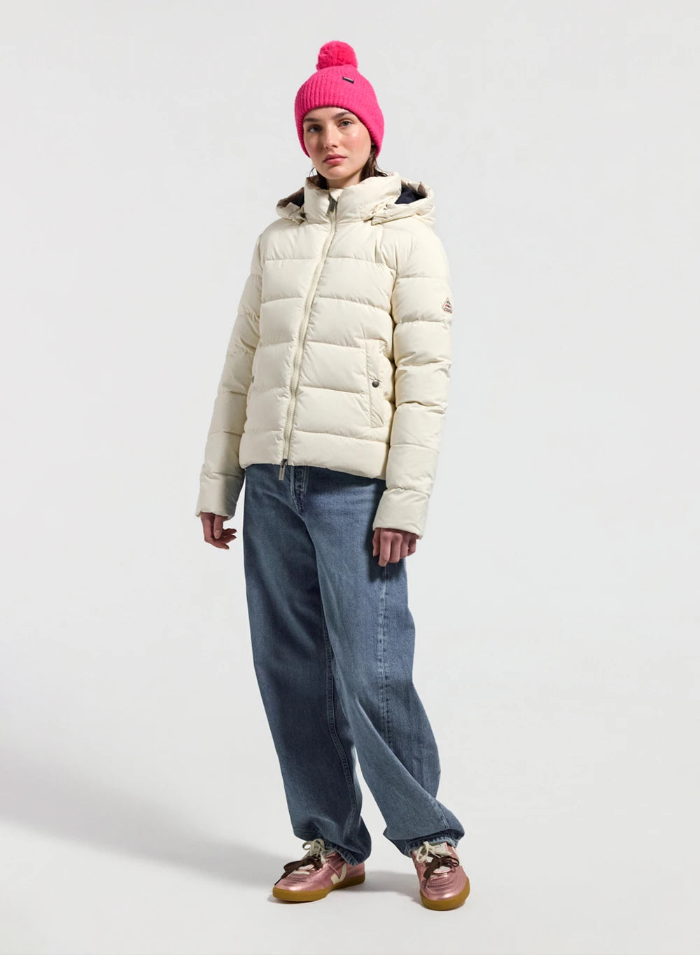Women's Pyrenex Spoutnic down jacket with removable hood white