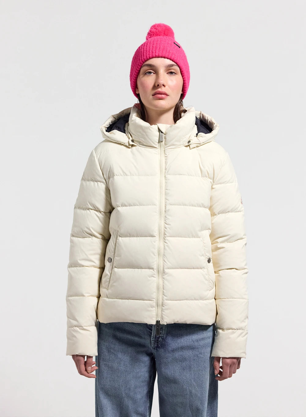 Women's Pyrenex Spoutnic down jacket with removable hood white