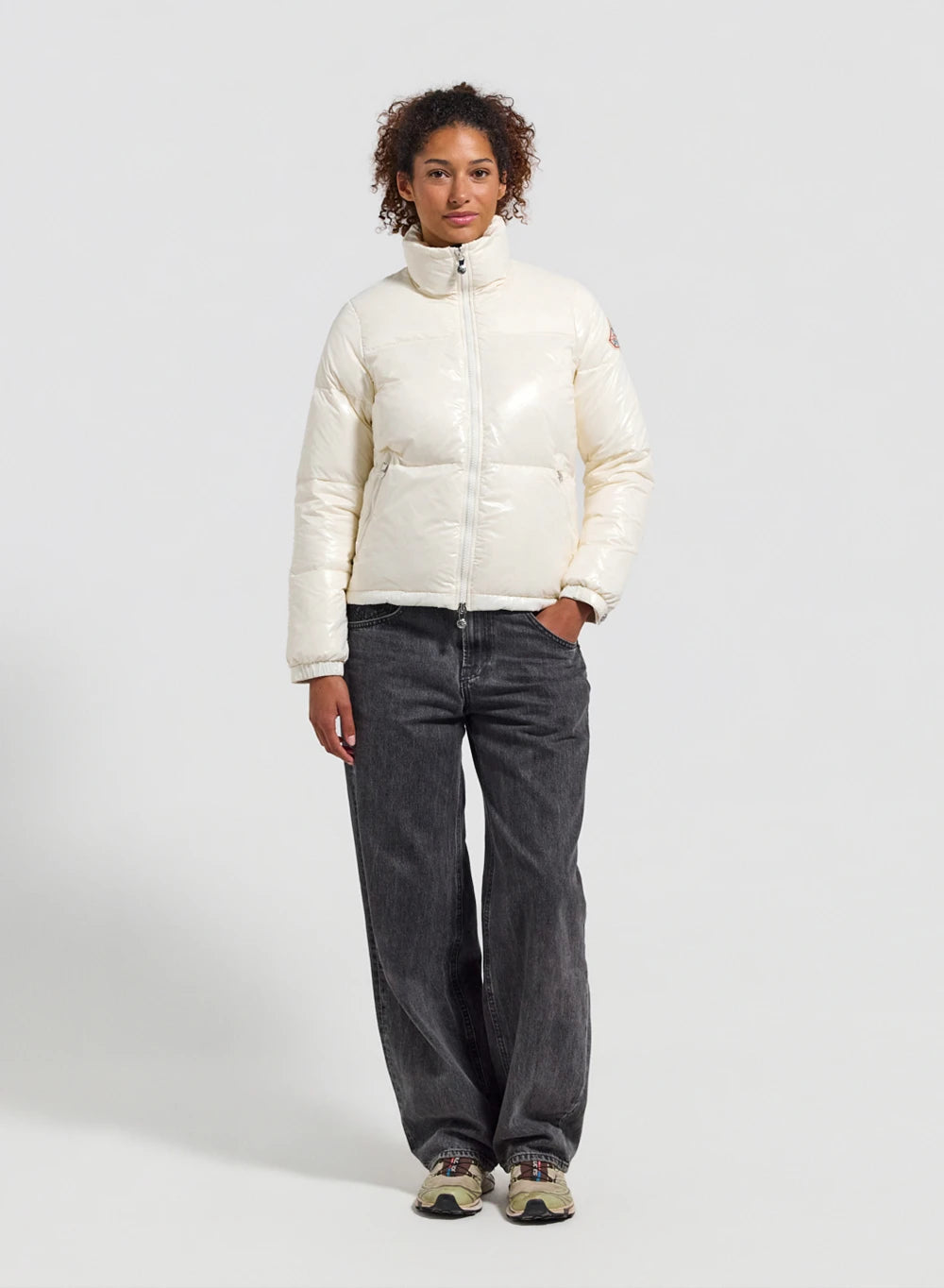 Pyrenex Goldin white short glossy women's down jacket