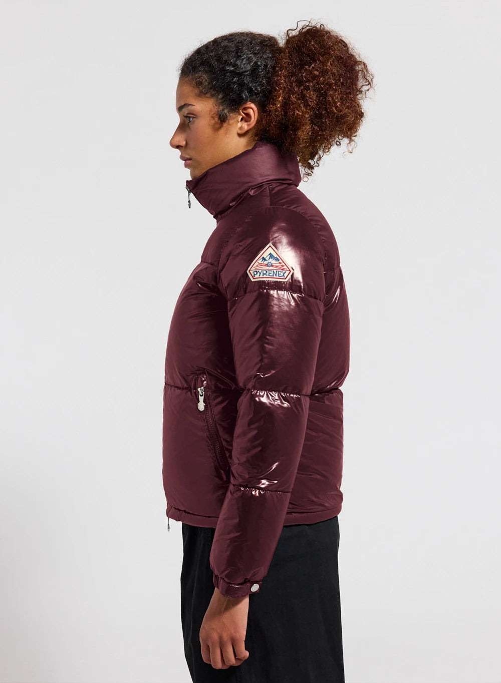 Short shiny women's down jacket Pyrenex Goldin bordeaux