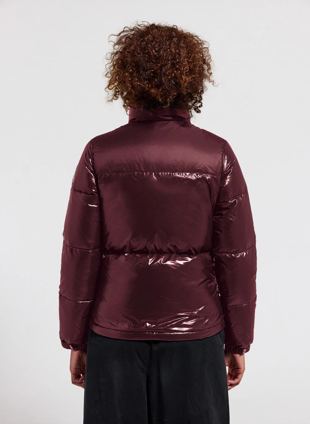 Short shiny women's down jacket Pyrenex Goldin bordeaux