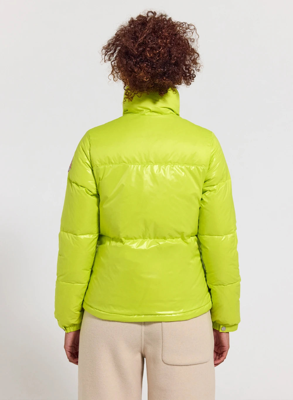 Short, shiny women's down jacket Pyrenex Goldin lemon yellow