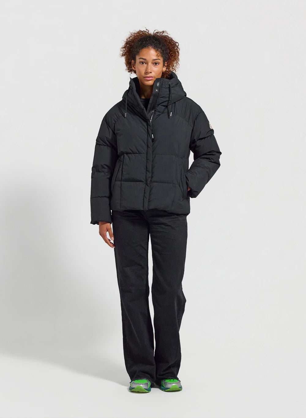 Women's Pyrenex Harmonie hooded down jacket with enveloping hood in black