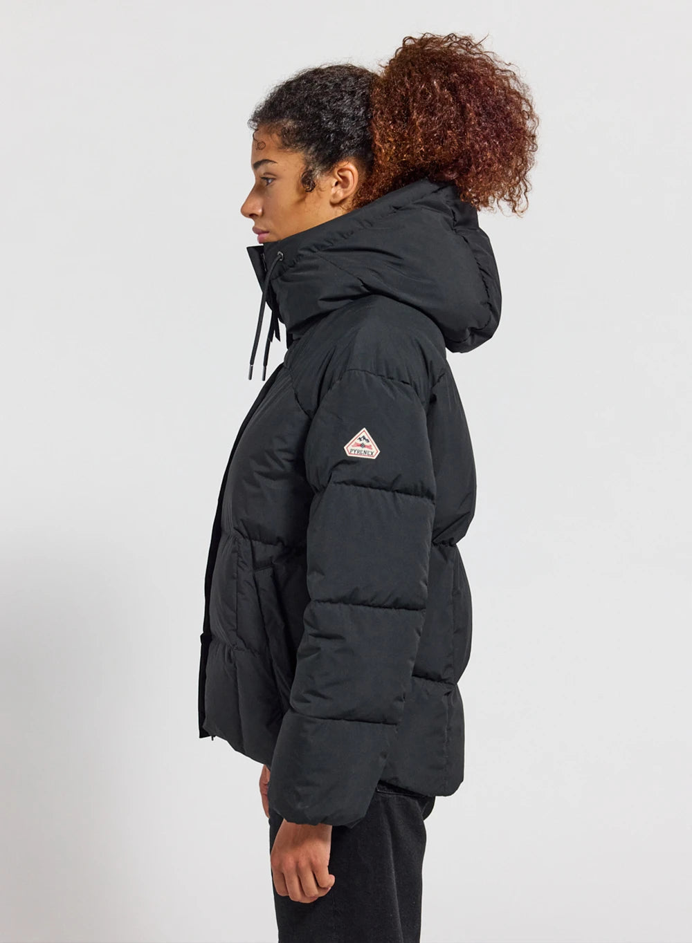 Women's Pyrenex Harmonie hooded down jacket with enveloping hood in black