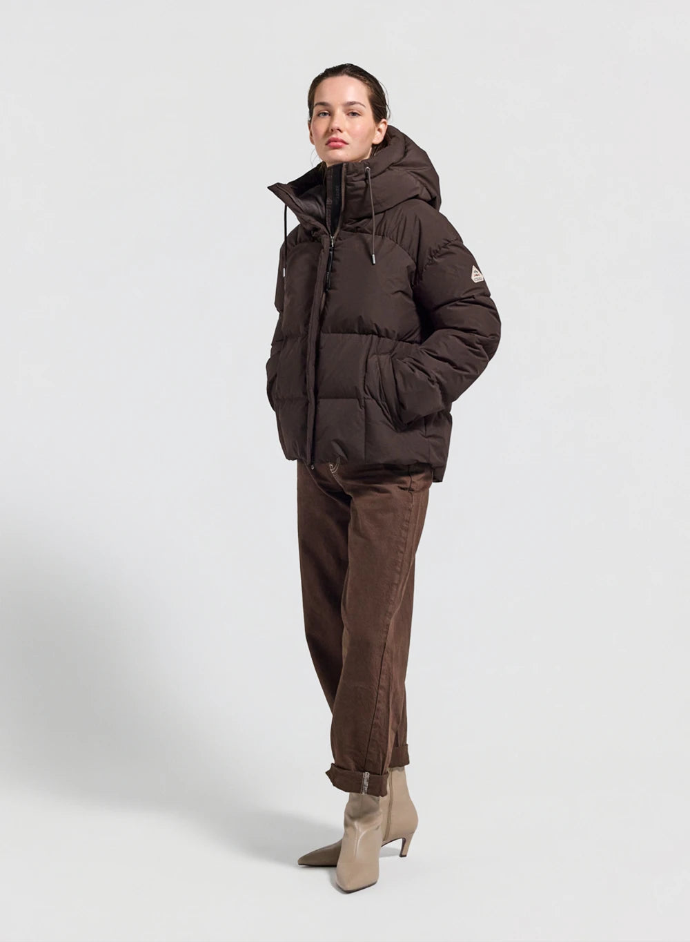 Women's Pyrenex Harmonie hooded down jacket with enveloping hood in brown
