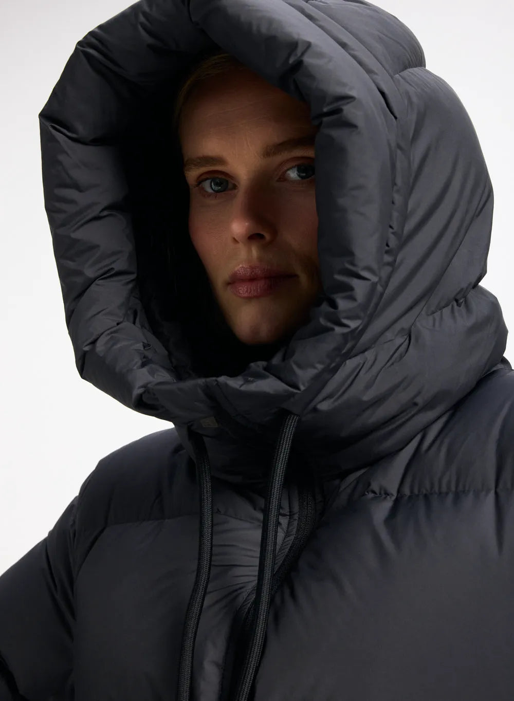 Women's down jacket Pyrenex Amelia made in Saint-Sever black
