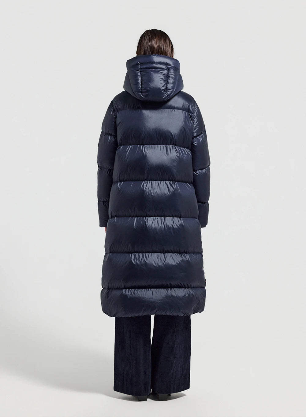 Pyrenex Oriela long down jacket made in Saint-Sever navy blue