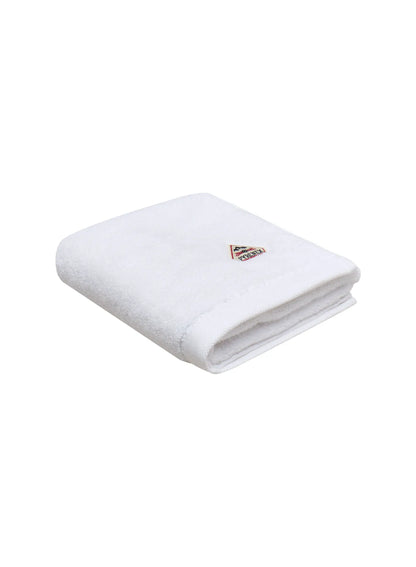 Hana white bath towel