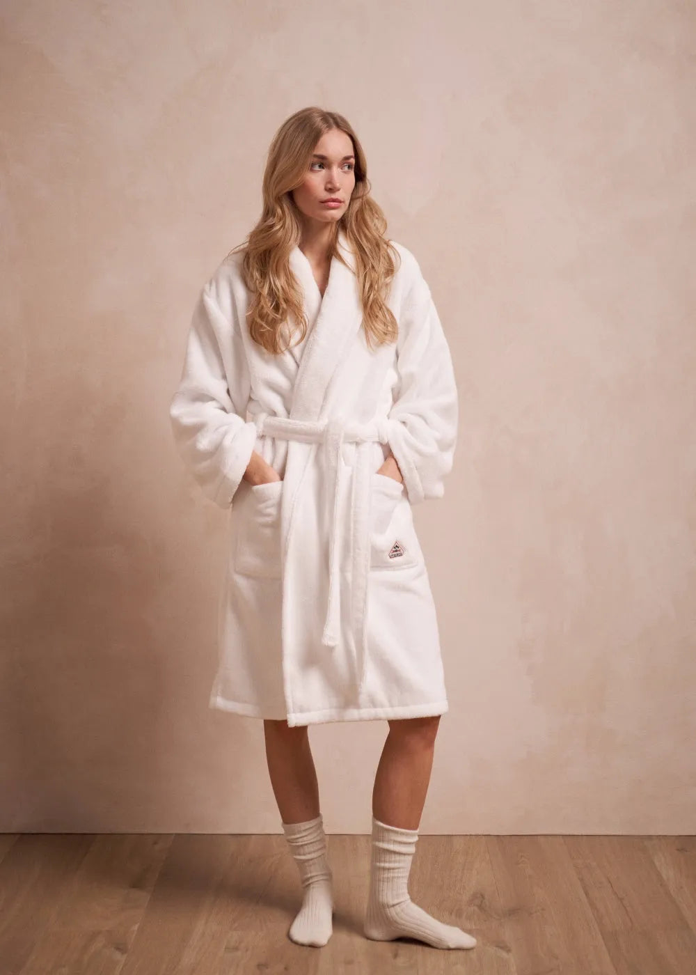 Hana white cotton bathrobe