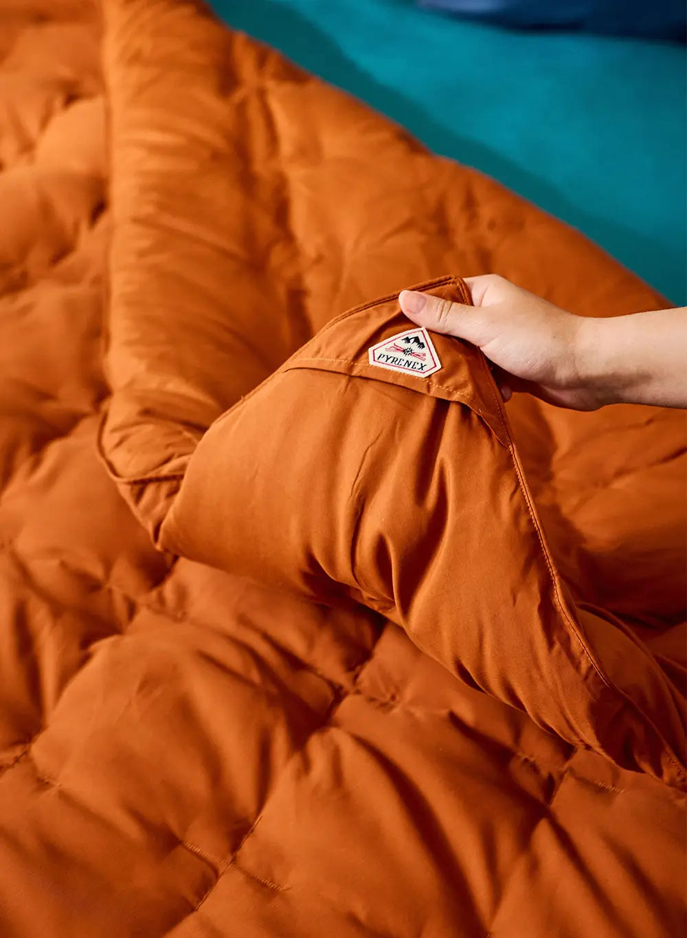 Caresse Rust Throw