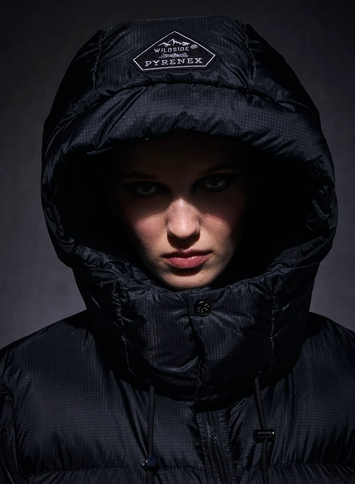 Unisex Shift Hooded Ripstop Pyrenex x Wildside black down jacket