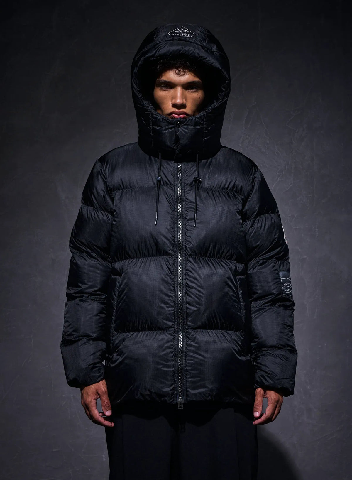 Unisex Shift Hooded Ripstop Pyrenex x Wildside black down jacket